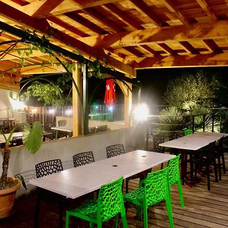 Camping les Chênes Chauzon Exterior foto