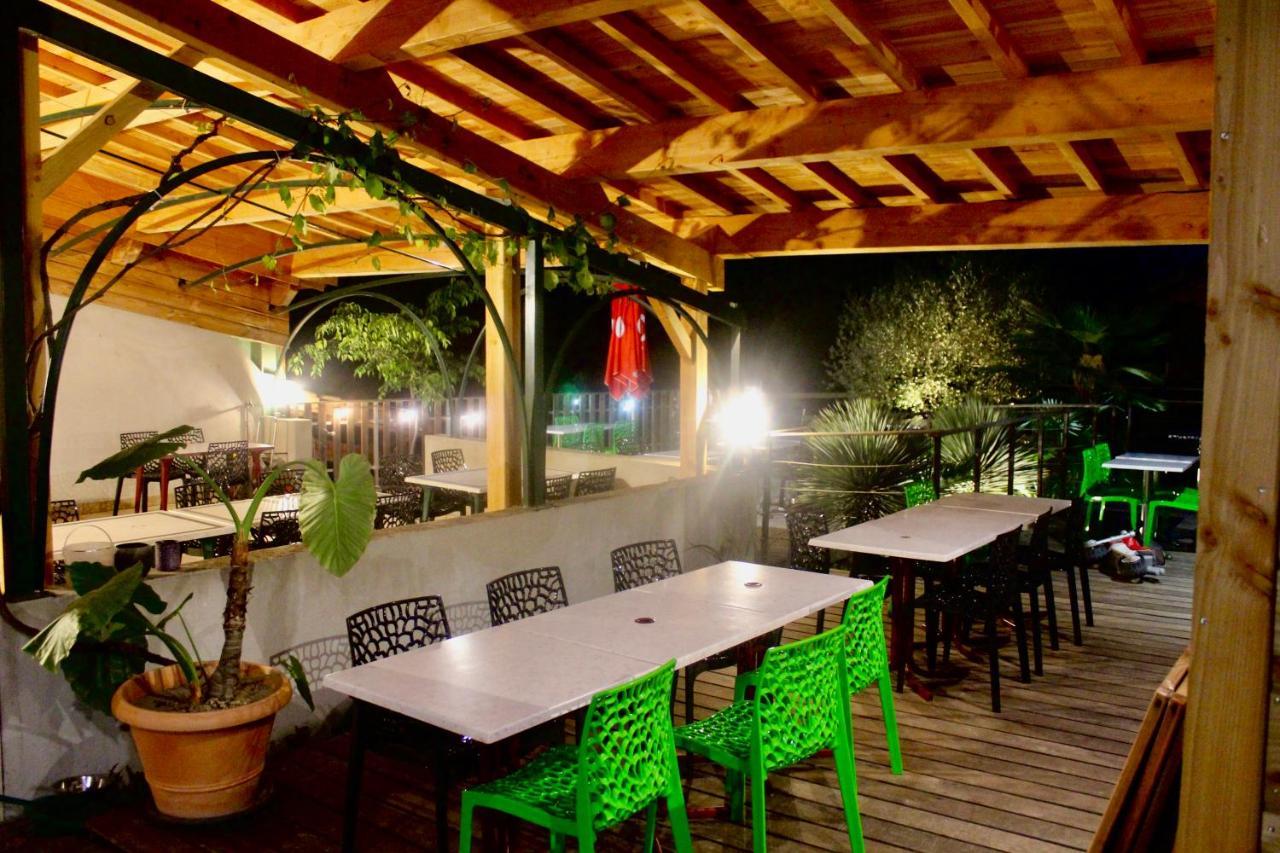 Camping les Chênes Chauzon Exterior foto