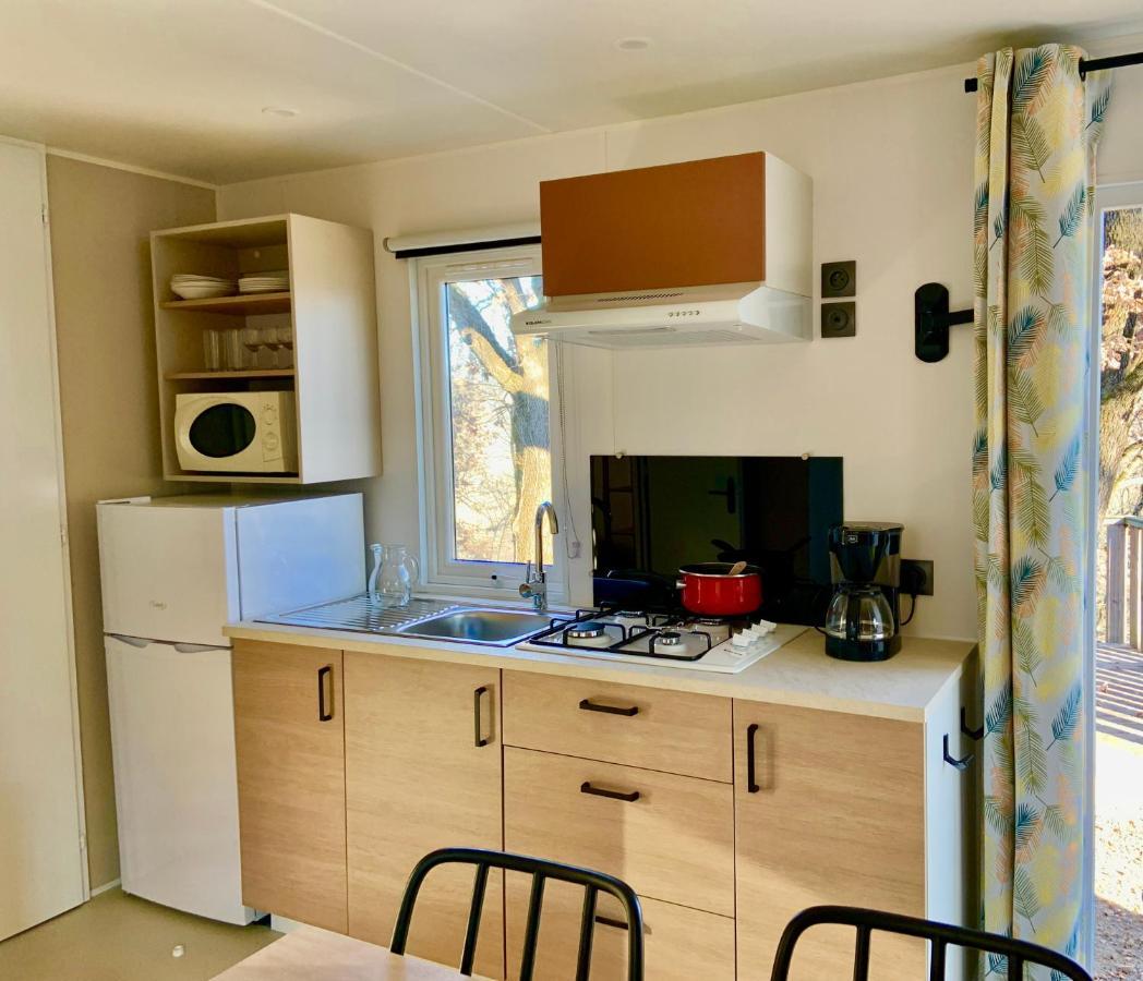 Camping les Chênes Chauzon Exterior foto