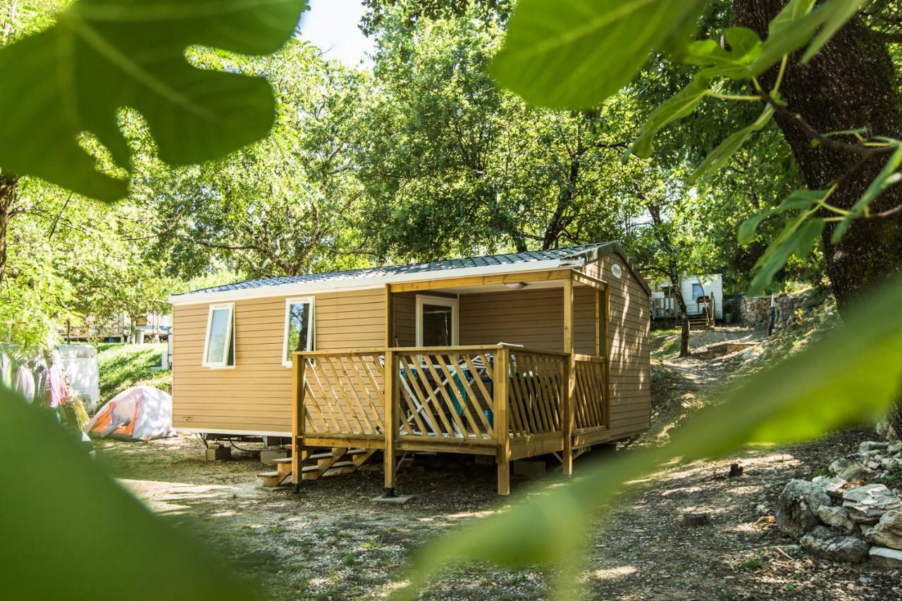 Camping les Chênes Chauzon Exterior foto